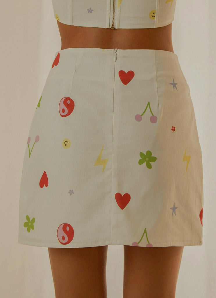 Morning Market Mini Skirt - 90s Motif - Peppermayo